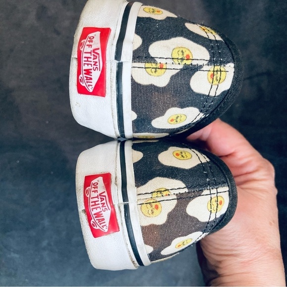 VANS & KENDRA DANDY Sz 8 Smiley  Egg Design Low Top Lace Up Skater Sneakers - Picture 7 of 12